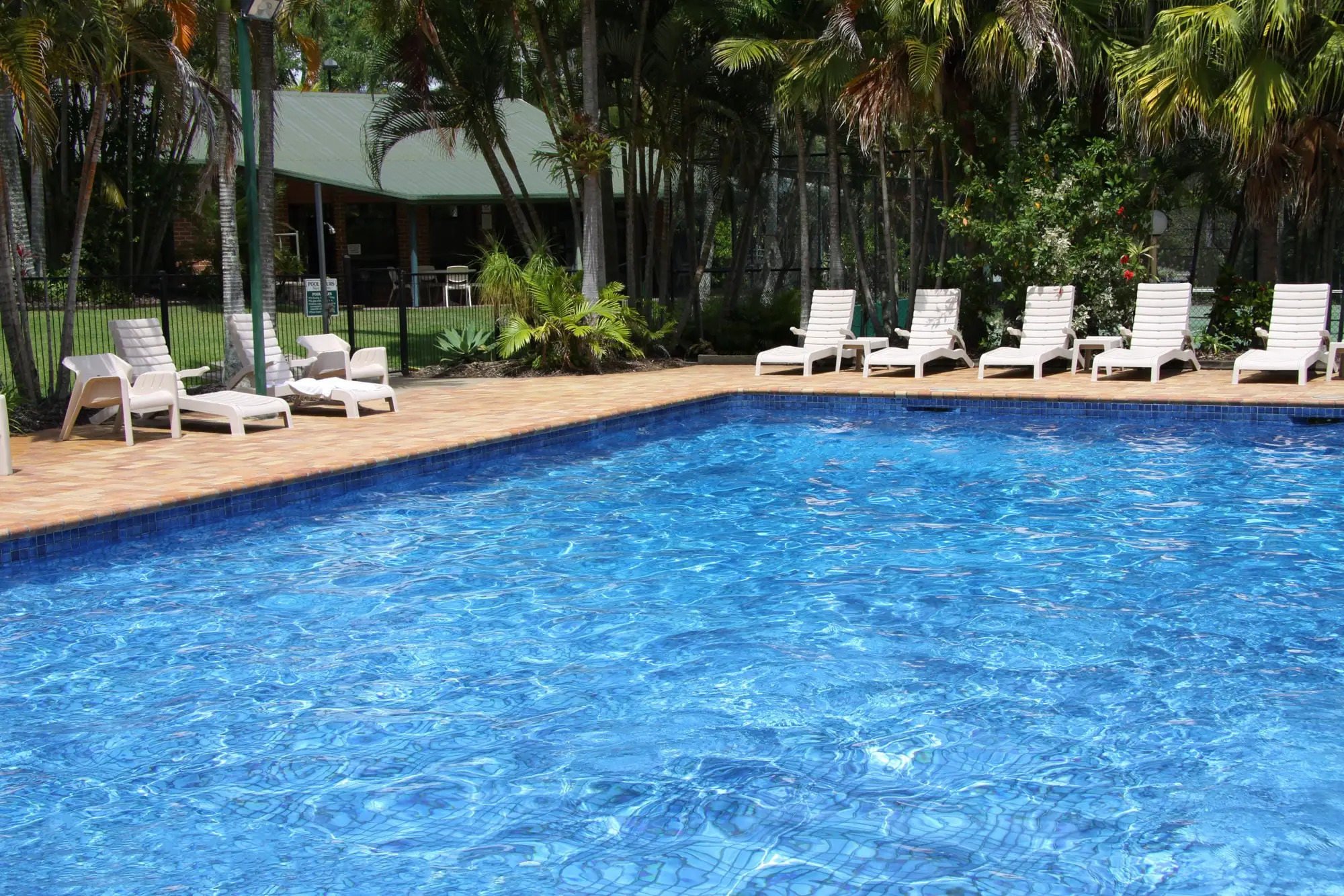 Brisbane Gateway Resort pool and outdoor facilities